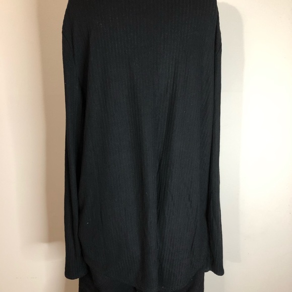 Old Navy Black Tunic NWT - Picture 2 of 4
